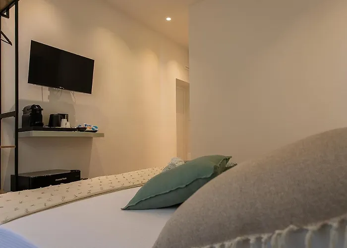 Brezza Marina Guest House
